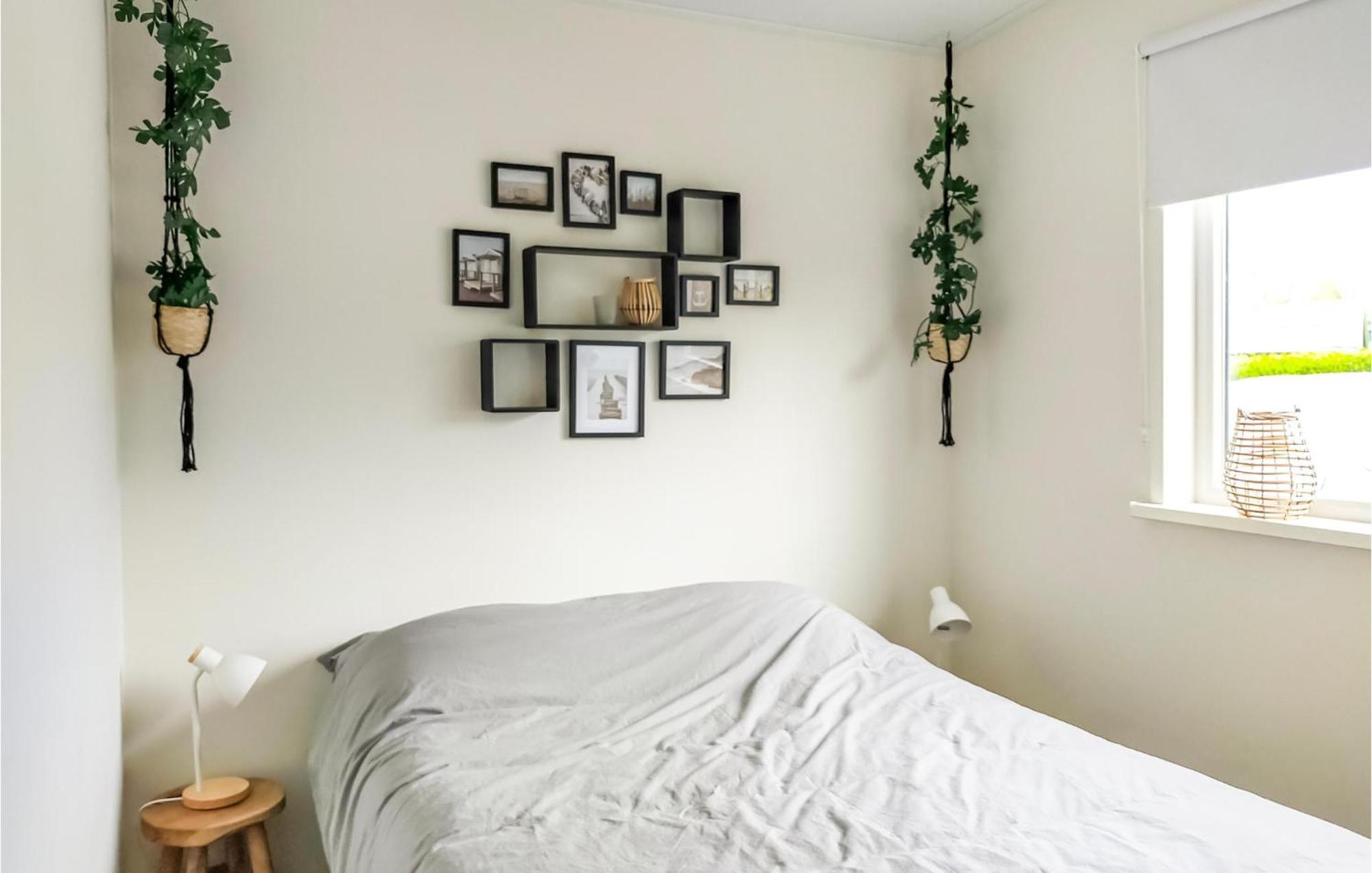Stunning Home In Heinkenszand With Wifi Екстер'єр фото